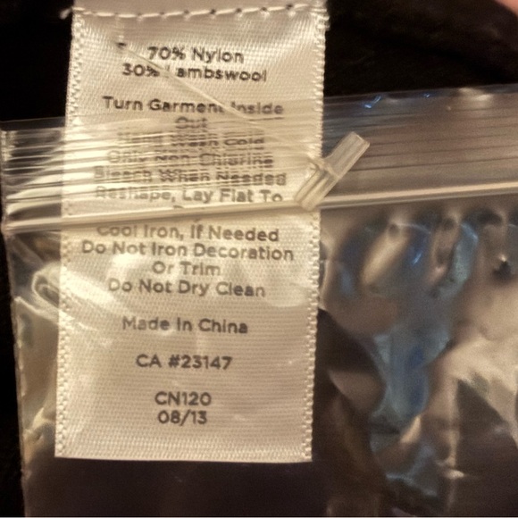 Talbots Woman’s Plus Size dressy Sweater - Picture 7 of 7